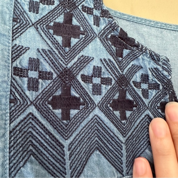 Boho Tunic Dress Embroidered Denim Hippie Blue Old Navy Women’s M Casual Comfy - Picture 3 of 8